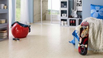 KWG click cork flooring - Morena Douro cream fine veneer