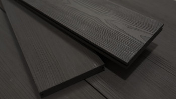 planeo BPC oak grove - solid plank carbon oak wood structure